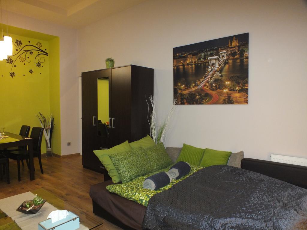 بودابست Standard Apartment By Hi5 - Feherhajo الغرفة الصورة