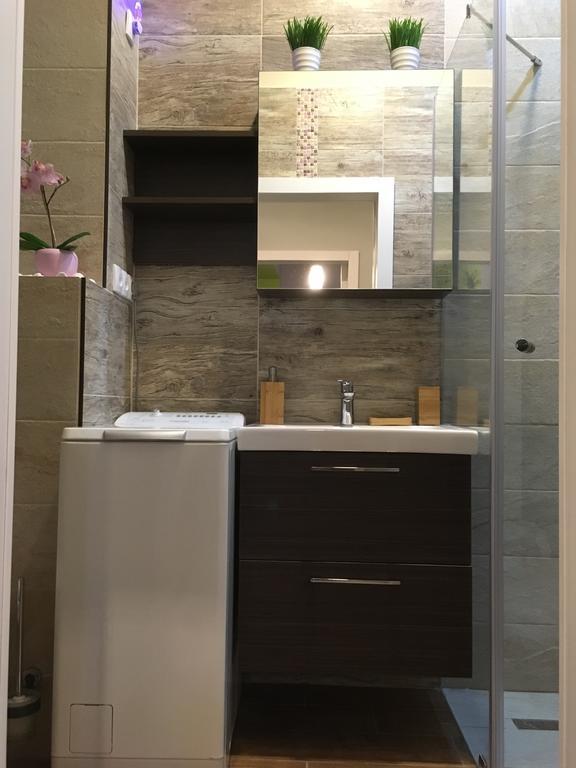 بودابست Standard Apartment By Hi5 - Feherhajo المظهر الخارجي الصورة